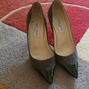 Jimmy Choo 39.5 grey suede and black patent pumps